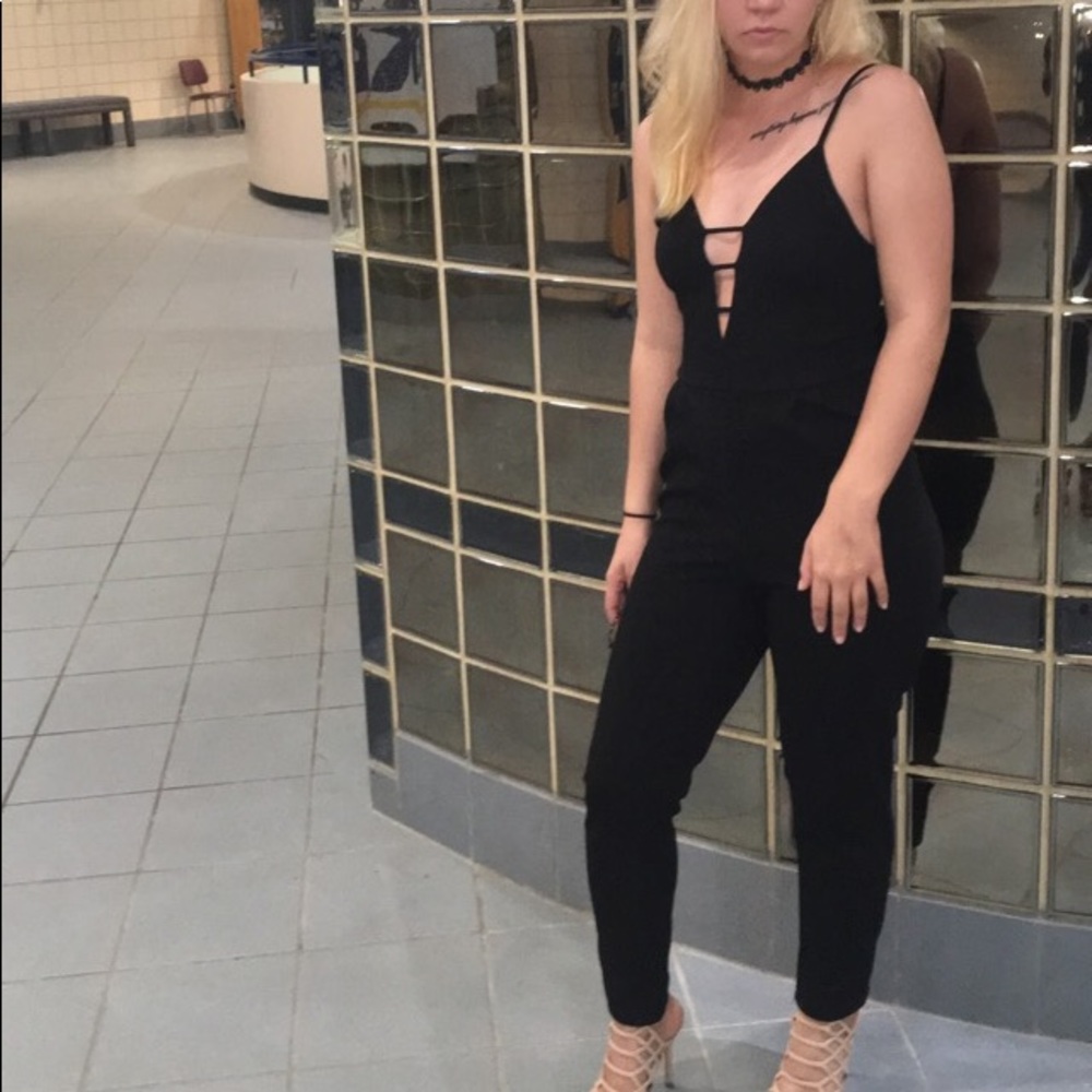 BLACK JUMPSUIT 🖤🖤